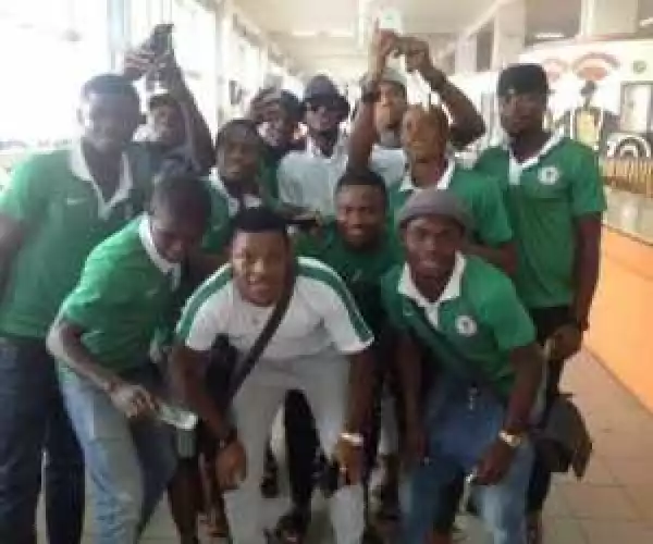 Photos: 2face Idibia And U-23 Players Hangout In Gambia